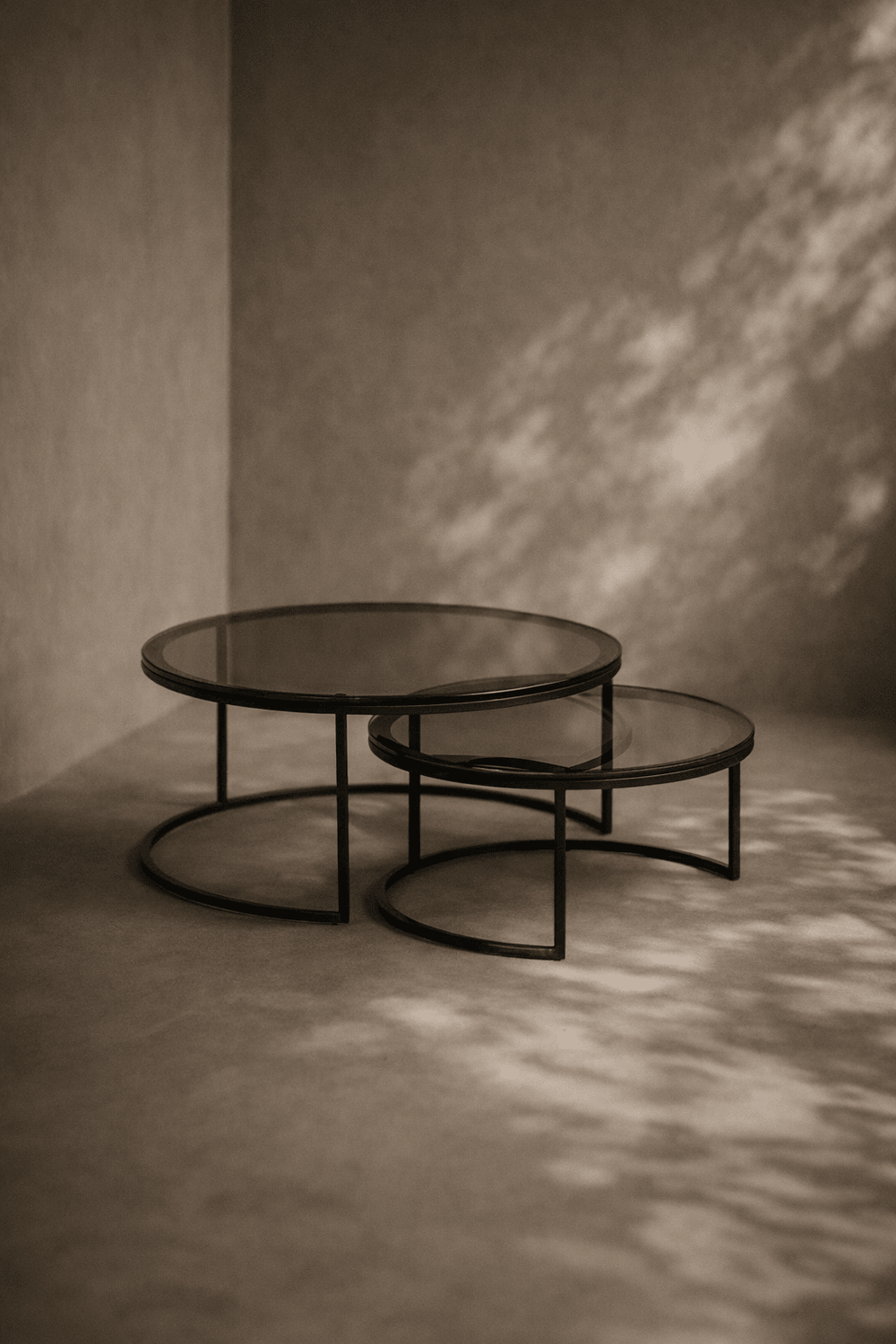 Wheel Coffee Table - Large - Glass - XShowhome Limited - Tommy Franks