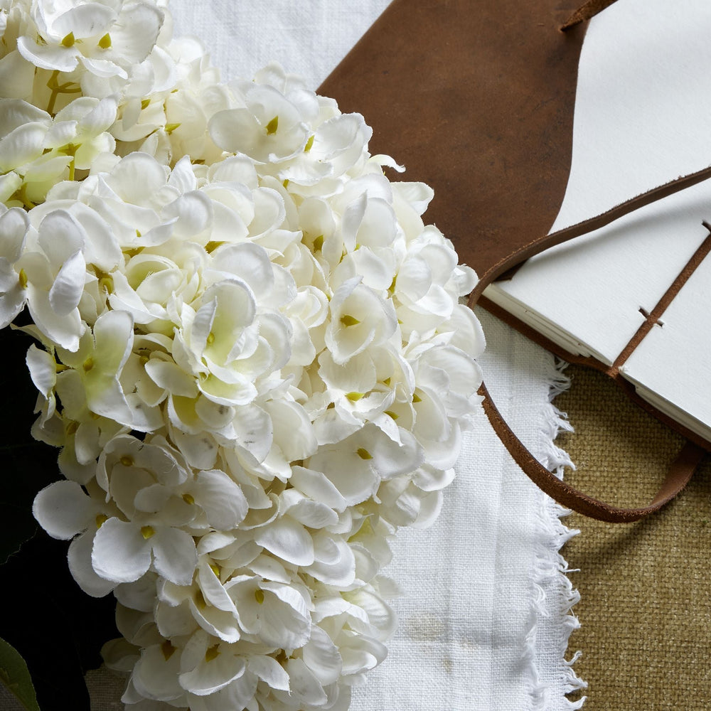 White Hydrangea Bunch - Canwell Interiors Limited - Hills