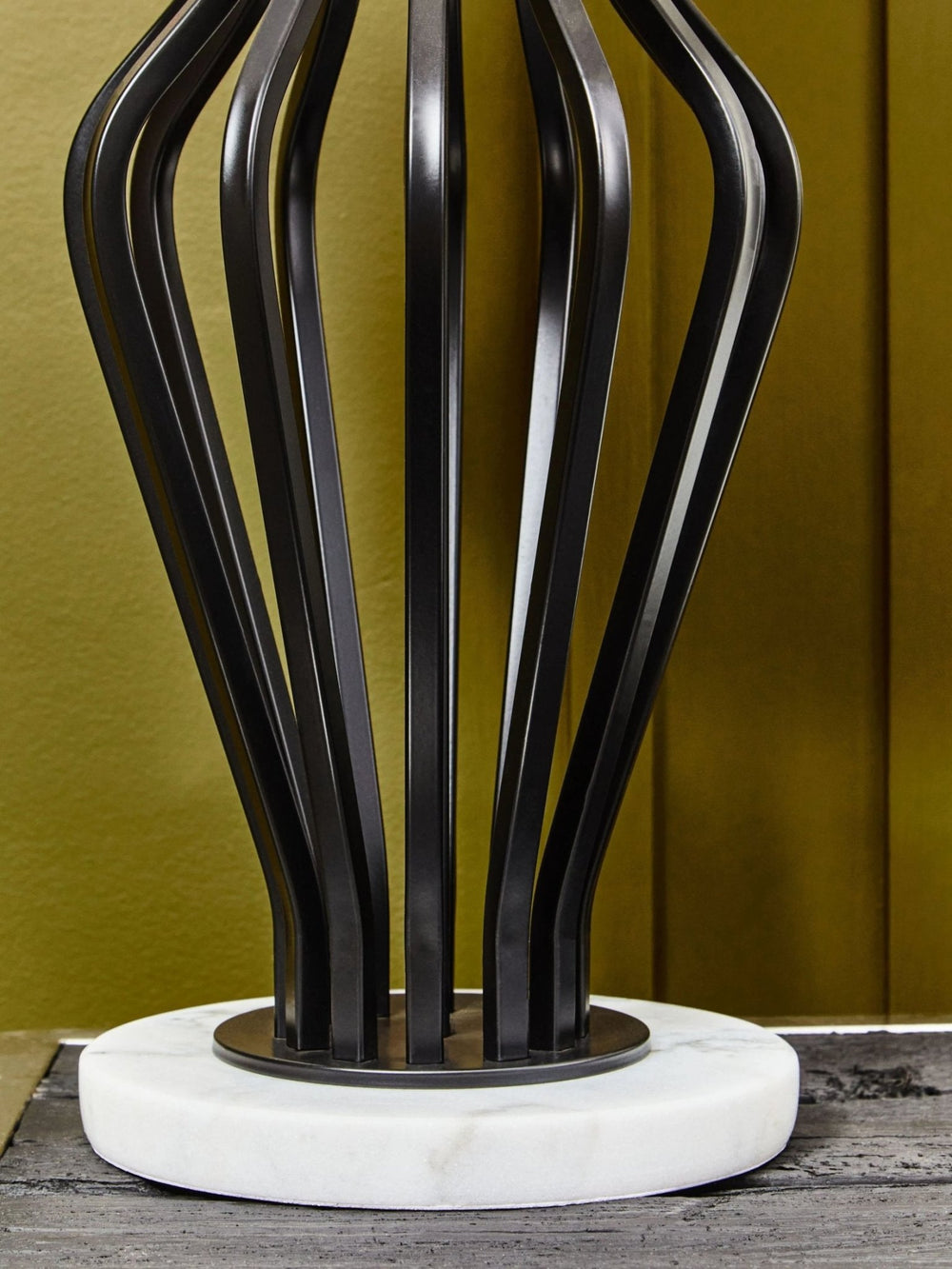 Zada Black And White Table Lamp - XShowhome Limited - Xshowhome